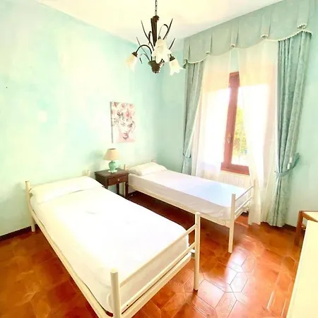 Fiorita Apartment